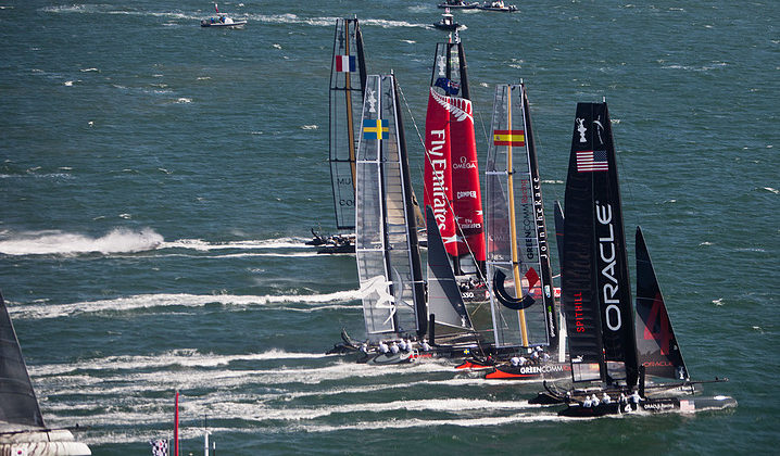 11/09/2011 - Plymouth (UK) - 34th America's Cup - AC World Series - Plymouth 2011 -  Racing Day 2